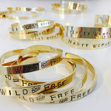 Load image into Gallery viewer, Feathers cuff