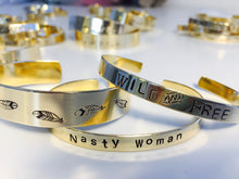 Load image into Gallery viewer, Feathers cuff