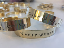 Load image into Gallery viewer, Feathers cuff