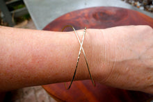 Load image into Gallery viewer, Infinity Bracelet