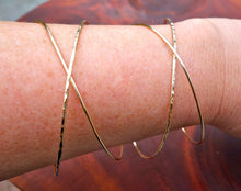 Load image into Gallery viewer, Infinity Bracelet