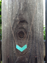 Load image into Gallery viewer, Single Chevron Necklace
